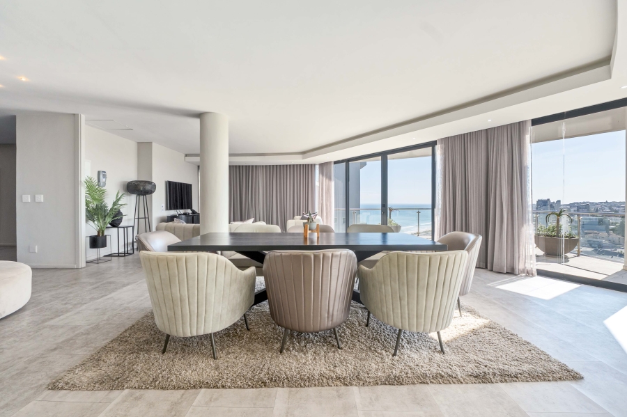 4 Bedroom Property for Sale in Bloubergstrand Western Cape